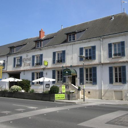 Logis Hostellerie Du Cheval Blanc Sainte-Maure-de-Touraine Εξωτερικό φωτογραφία