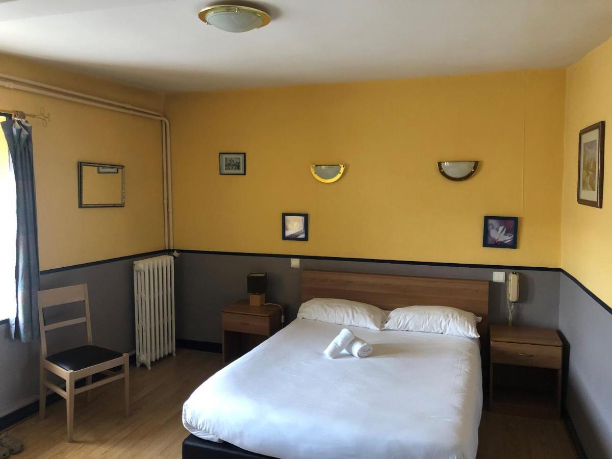 Logis Hostellerie Du Cheval Blanc Sainte-Maure-de-Touraine Εξωτερικό φωτογραφία