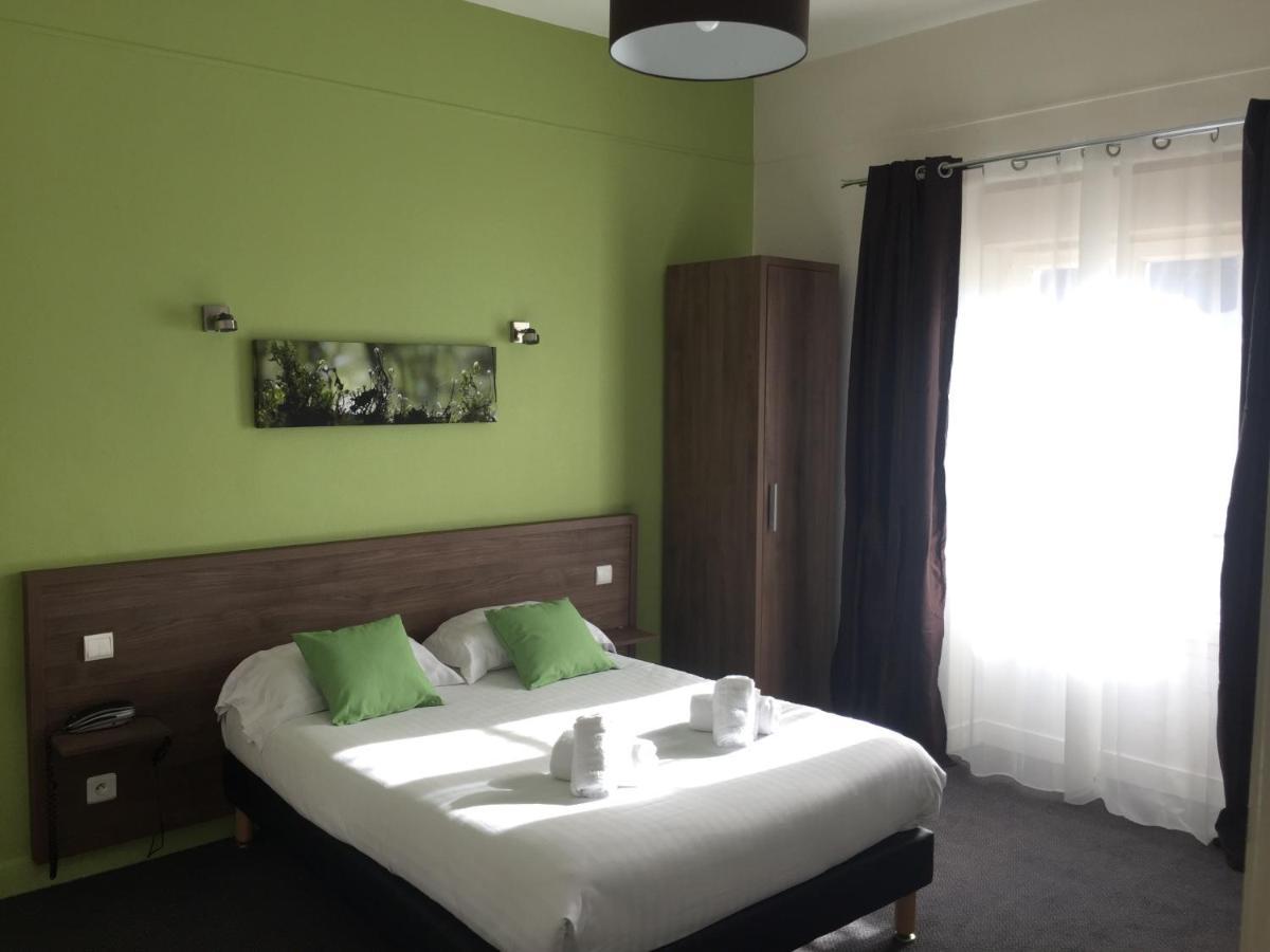 Logis Hostellerie Du Cheval Blanc Sainte-Maure-de-Touraine Εξωτερικό φωτογραφία