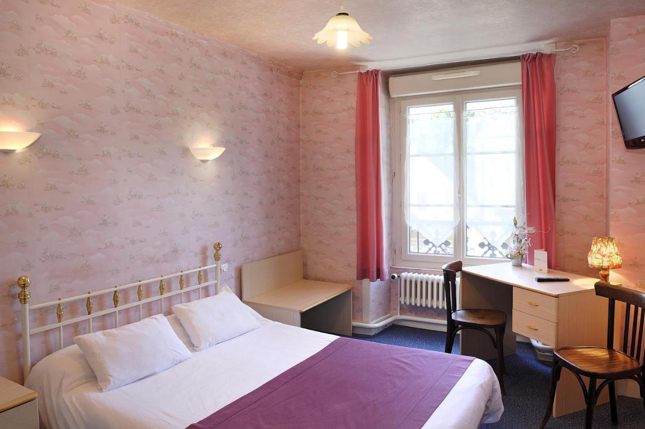 Logis Hostellerie Du Cheval Blanc Sainte-Maure-de-Touraine Εξωτερικό φωτογραφία