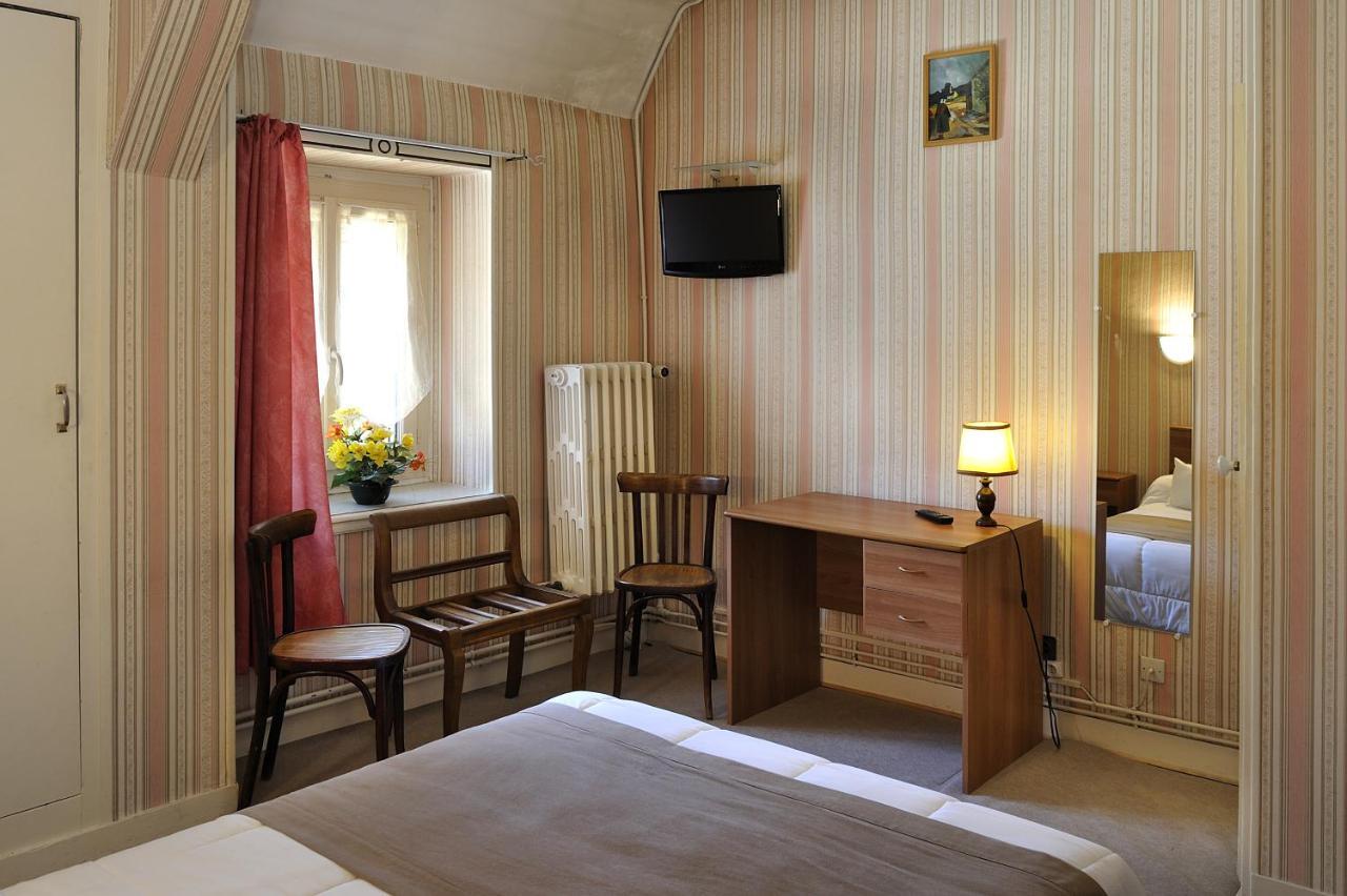 Logis Hostellerie Du Cheval Blanc Sainte-Maure-de-Touraine Εξωτερικό φωτογραφία