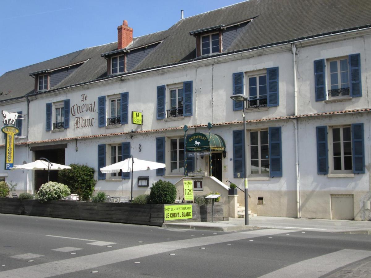 Logis Hostellerie Du Cheval Blanc Sainte-Maure-de-Touraine Εξωτερικό φωτογραφία
