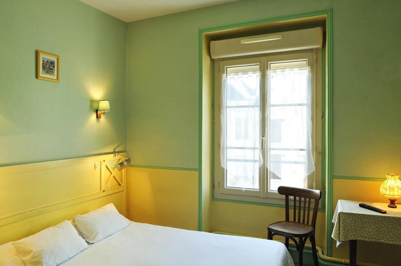 Logis Hostellerie Du Cheval Blanc Sainte-Maure-de-Touraine Εξωτερικό φωτογραφία
