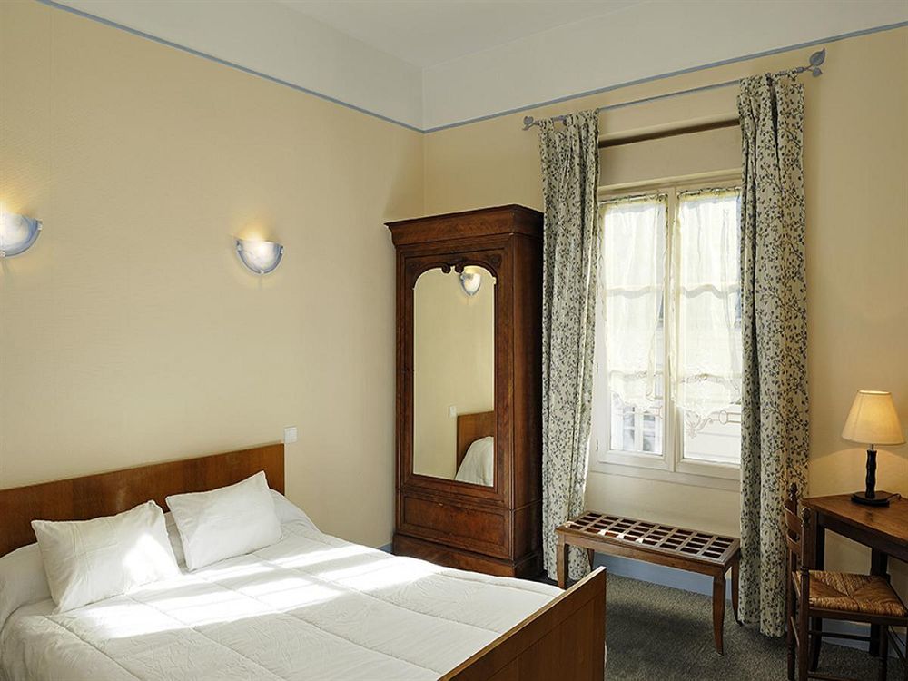 Logis Hostellerie Du Cheval Blanc Sainte-Maure-de-Touraine Εξωτερικό φωτογραφία