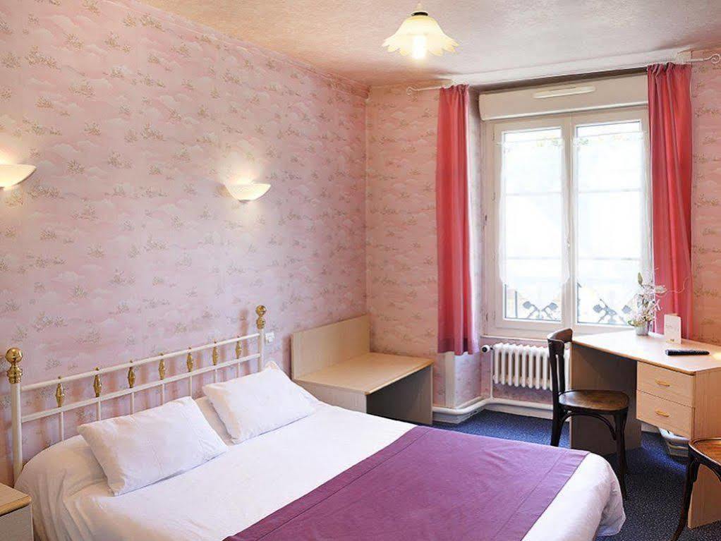 Logis Hostellerie Du Cheval Blanc Sainte-Maure-de-Touraine Εξωτερικό φωτογραφία