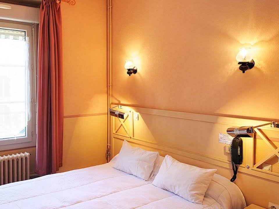 Logis Hostellerie Du Cheval Blanc Sainte-Maure-de-Touraine Εξωτερικό φωτογραφία